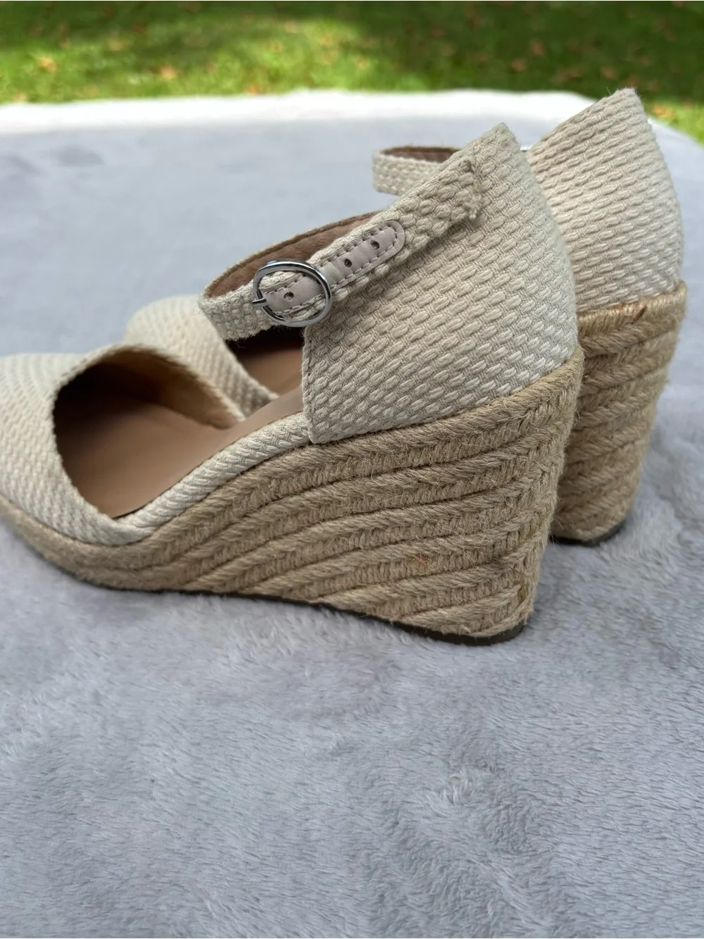 A New Day Women's Olivia Rounded Toe Espadrille Wedge Pumps, Cream Size 7 READ